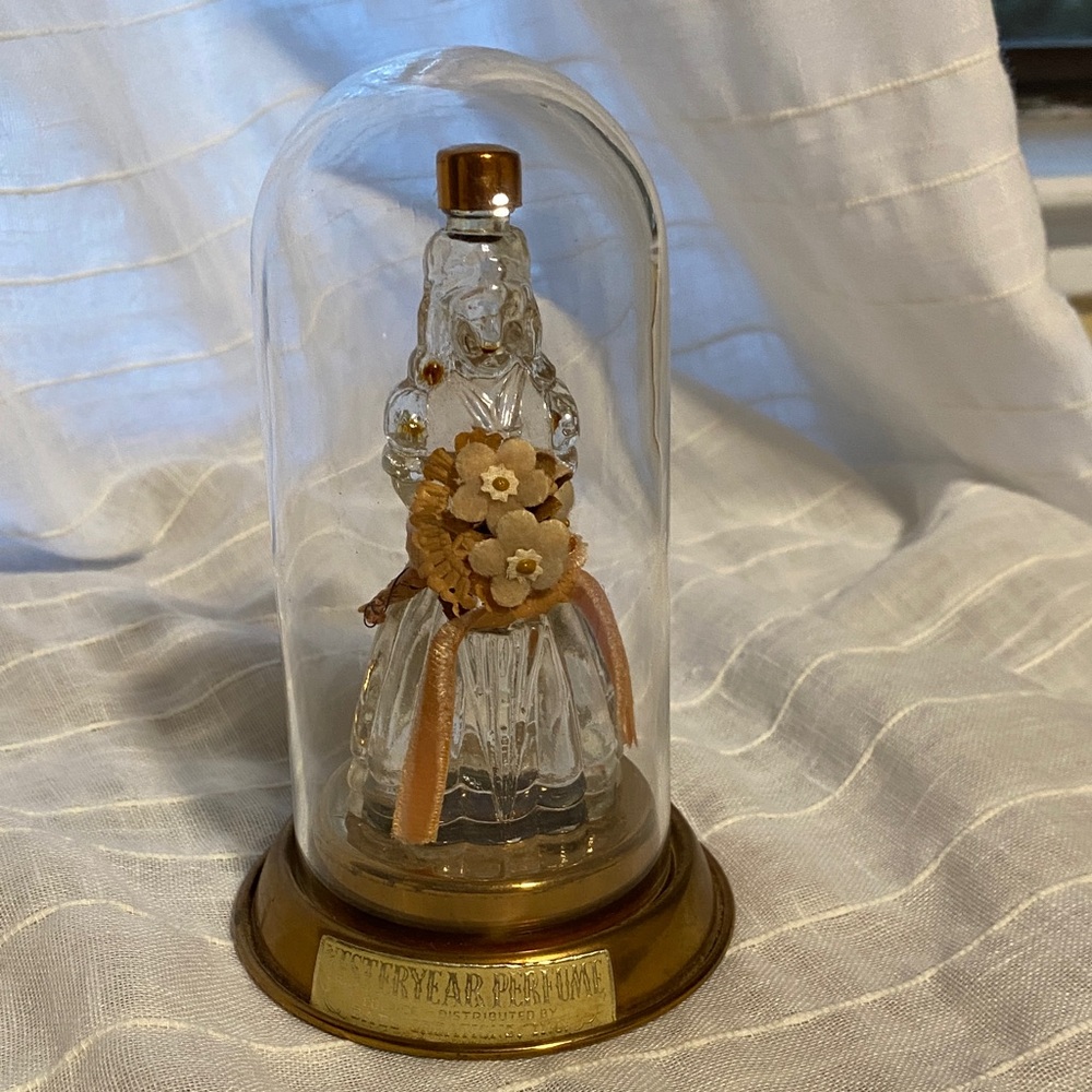 Elegant Glass Perfume Bottle with Gold Accents